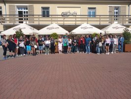 Kk6S6FplIzISl7330qcNmSdb4VhPd-Y5XHR3ZWzolbU-1305x2048