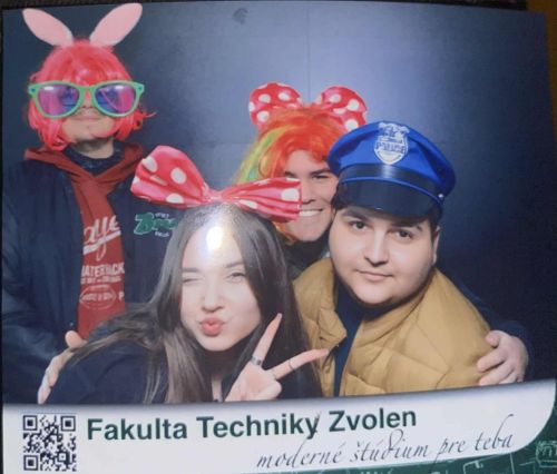 6fa0c1a7-2d66-4e92-b307-a1d6fc693984